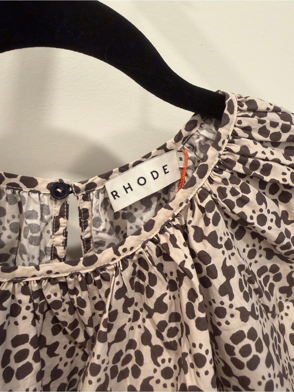 RHODE Cream and Black Floral Puff-Sleeve Blouse with Crochet Hem - Picture 4 of 6